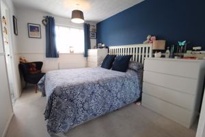 Bedroom- click for photo gallery